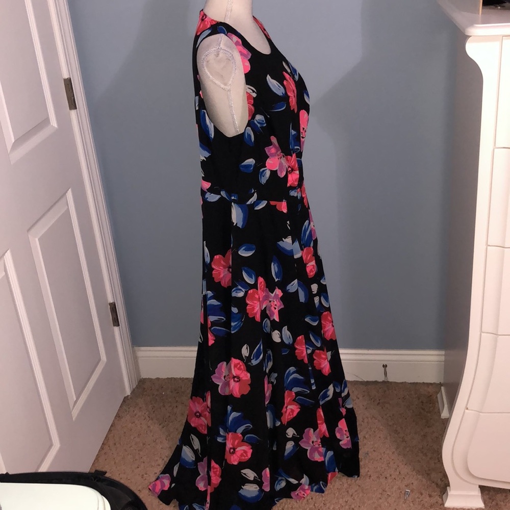 Torrid floral Georgette sleeveless maxi dress - Picture 6 of 10